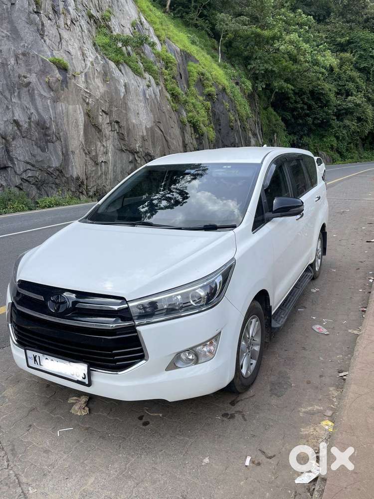 Toyota Innova Crysta 2.4 V, 2017, Diesel