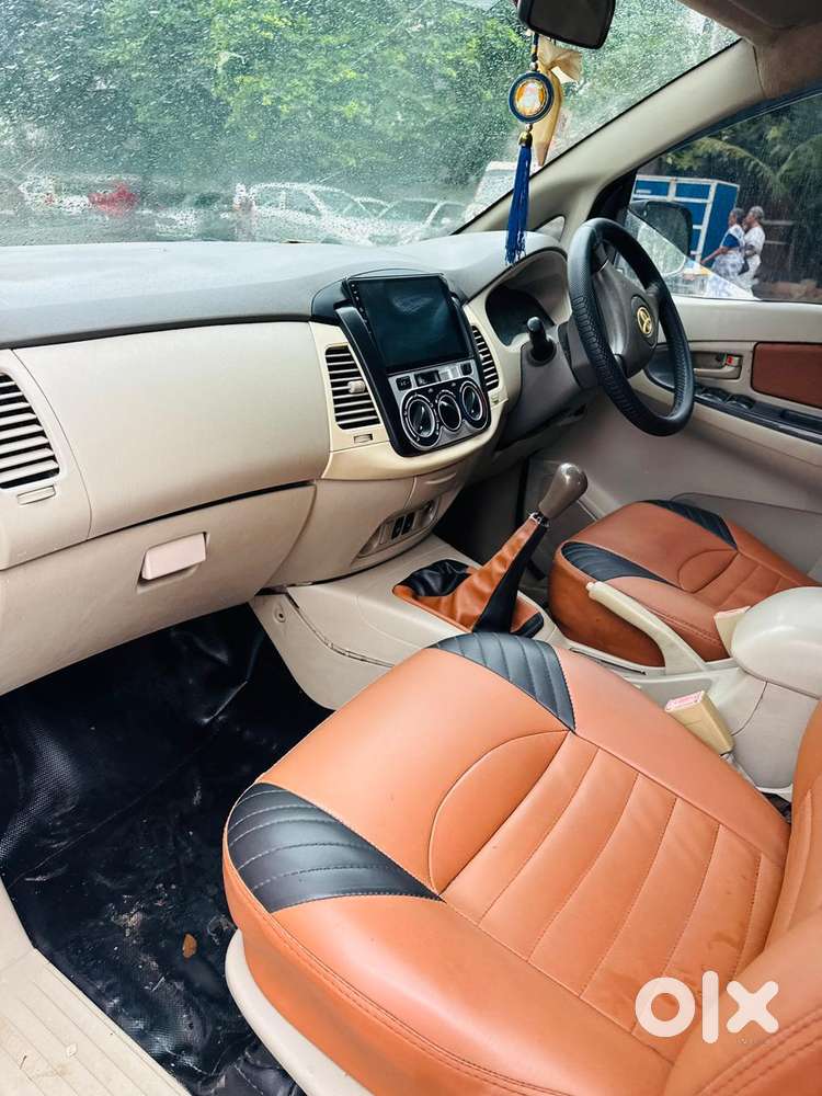 Toyota Innova 2.5 G (diesel) 7 Seater, 2011, Diesel