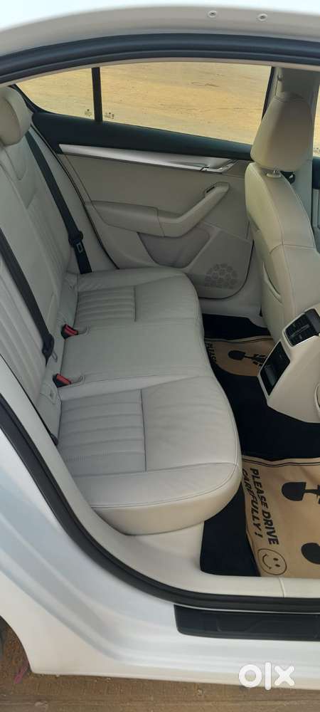 Skoda Octavia 1.8 Tsi At Style, 2019, Petrol