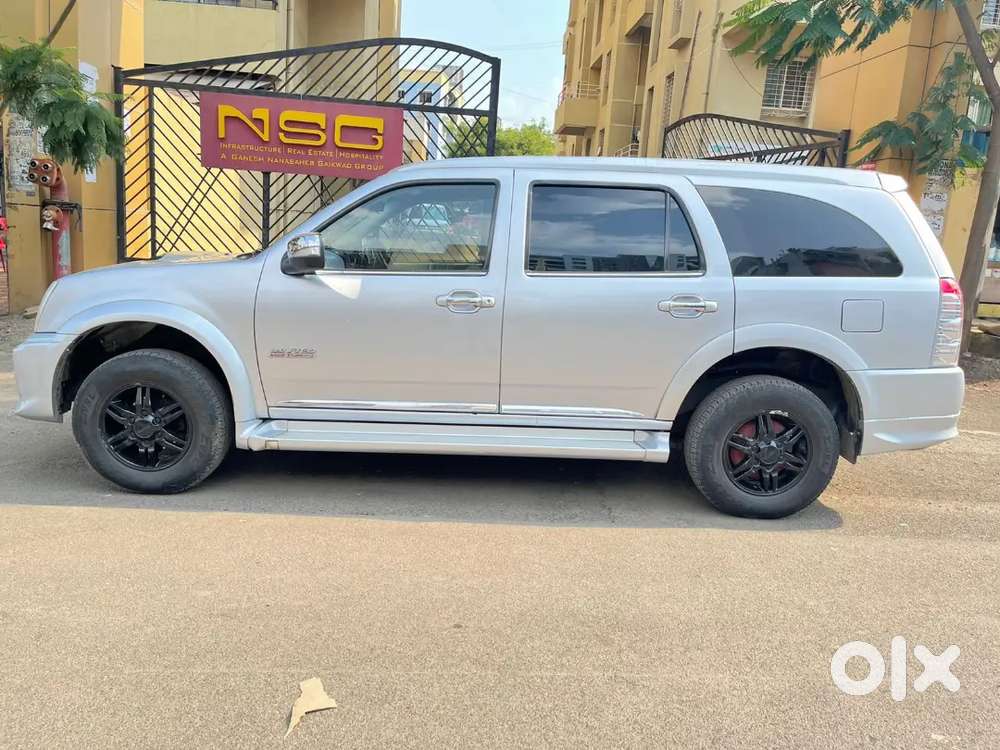 Isuzu Mu7 Suv