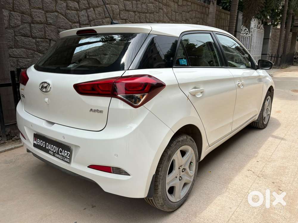 Hyundai I20 Petrol Asta, 2017, Petrol