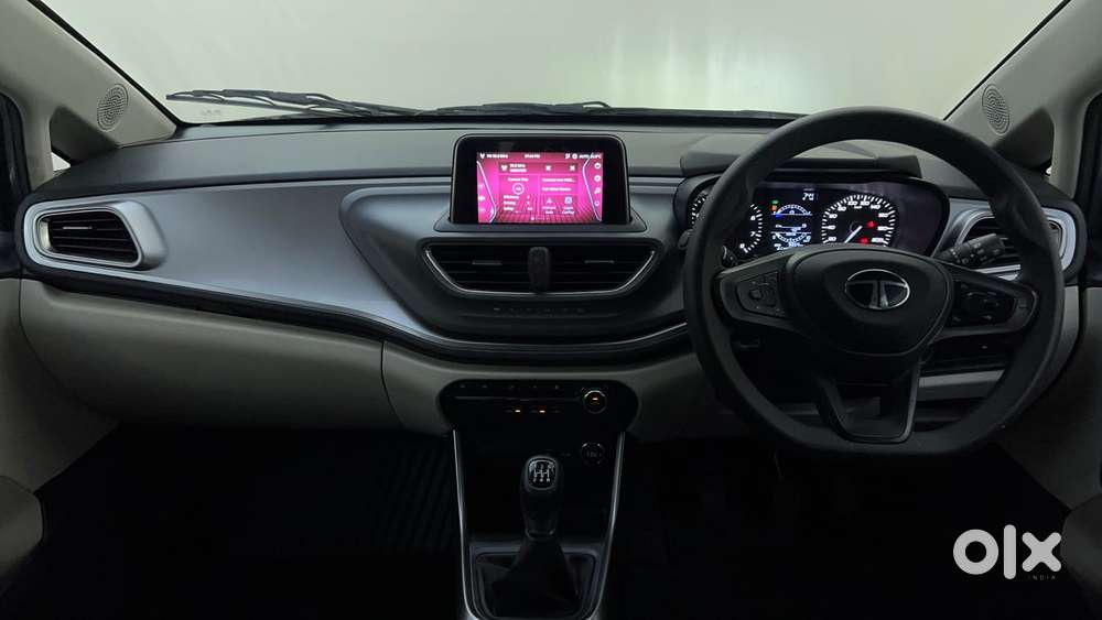 Tata Altroz Xz, 2024, Petrol