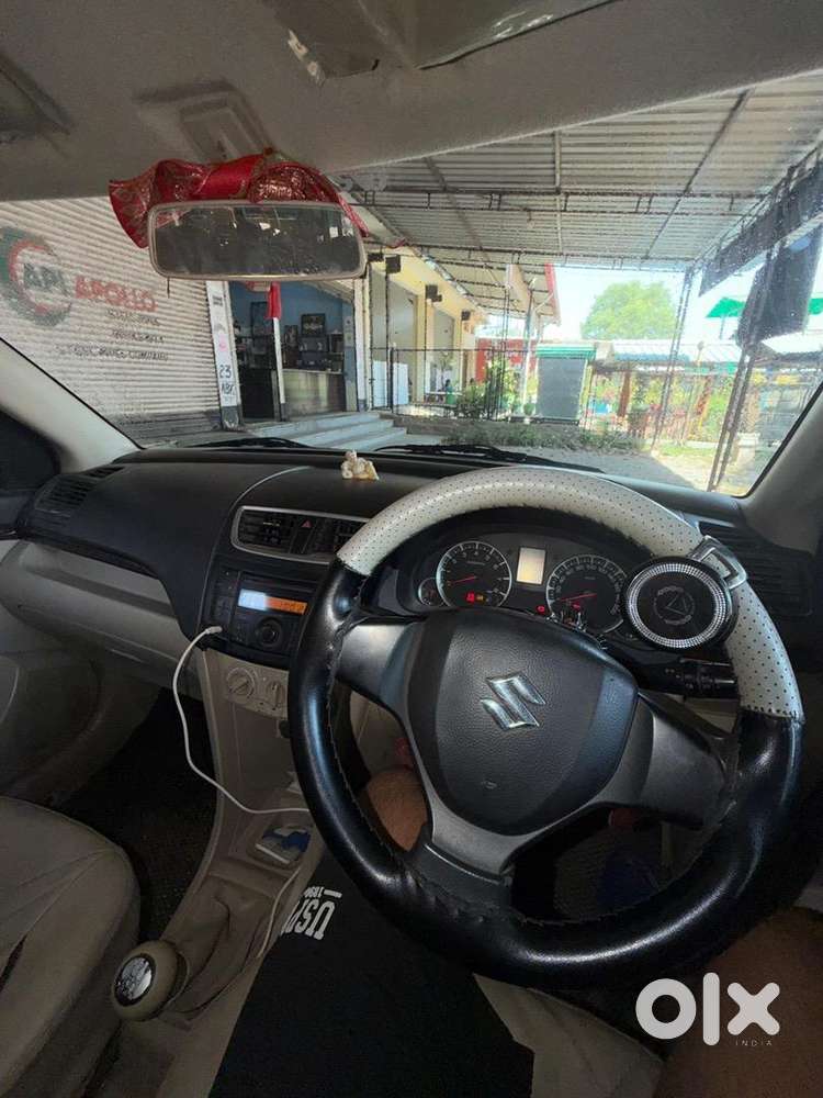 Maruti Suzuki Dzire Petrol 82000 Km Driven