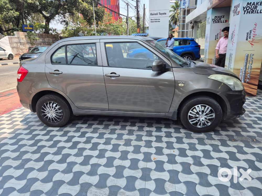 Maruti Suzuki Dzire 1.2 Lxi, 2016, Petrol