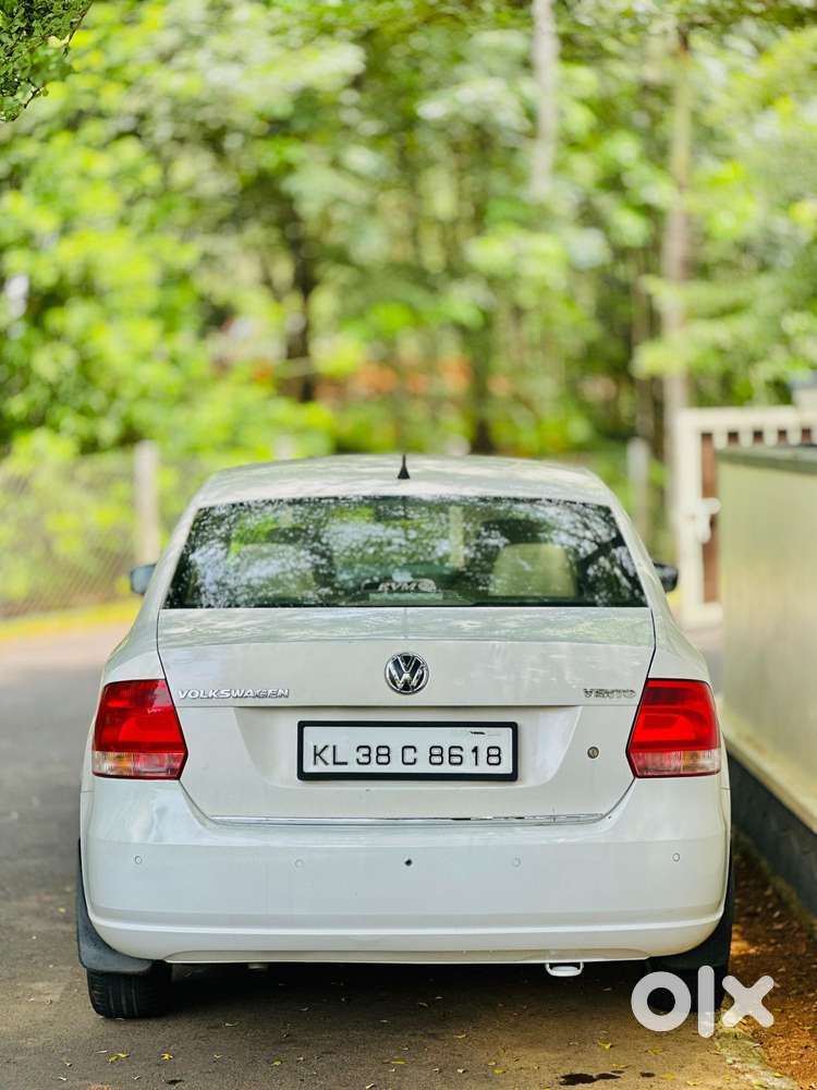 Volkswagen Vento 2010-2013 Petrol Highline, 2013, Petrol