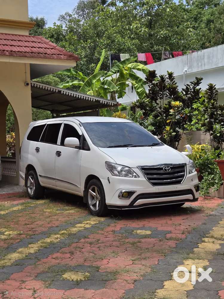 Toyota Innova G4