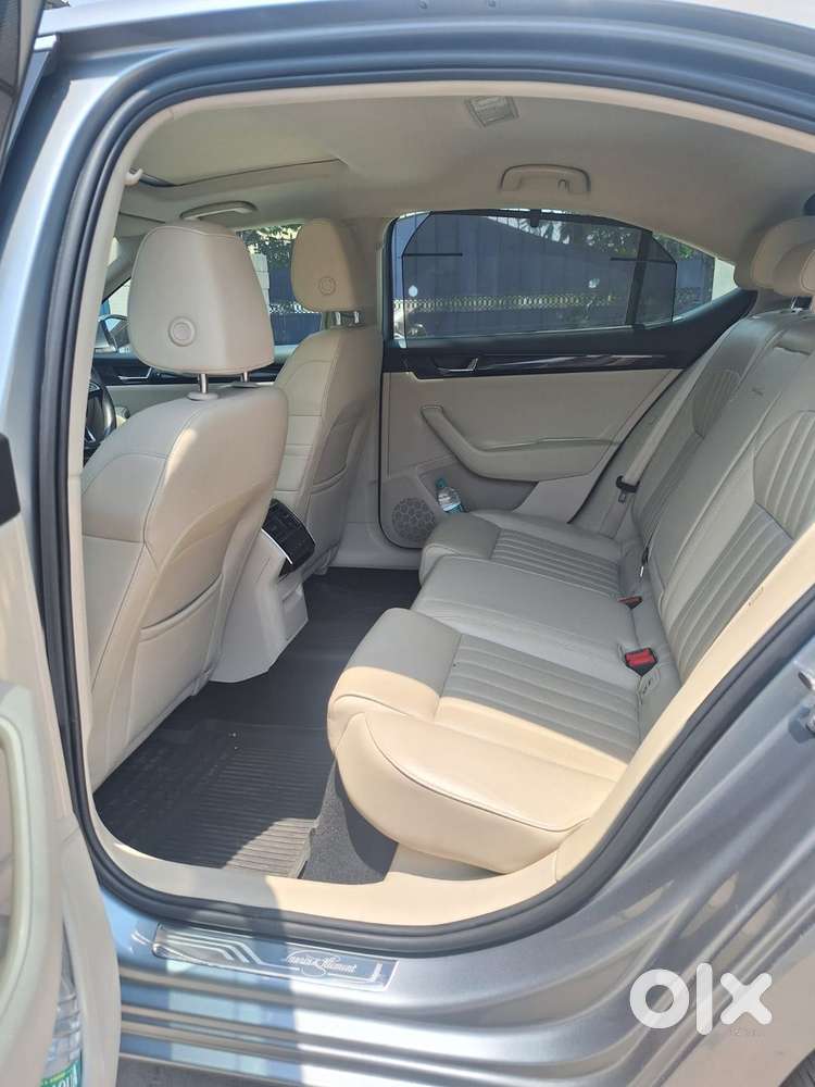 Skoda Superb L&k 2.0 Tdi At, 2019, Diesel