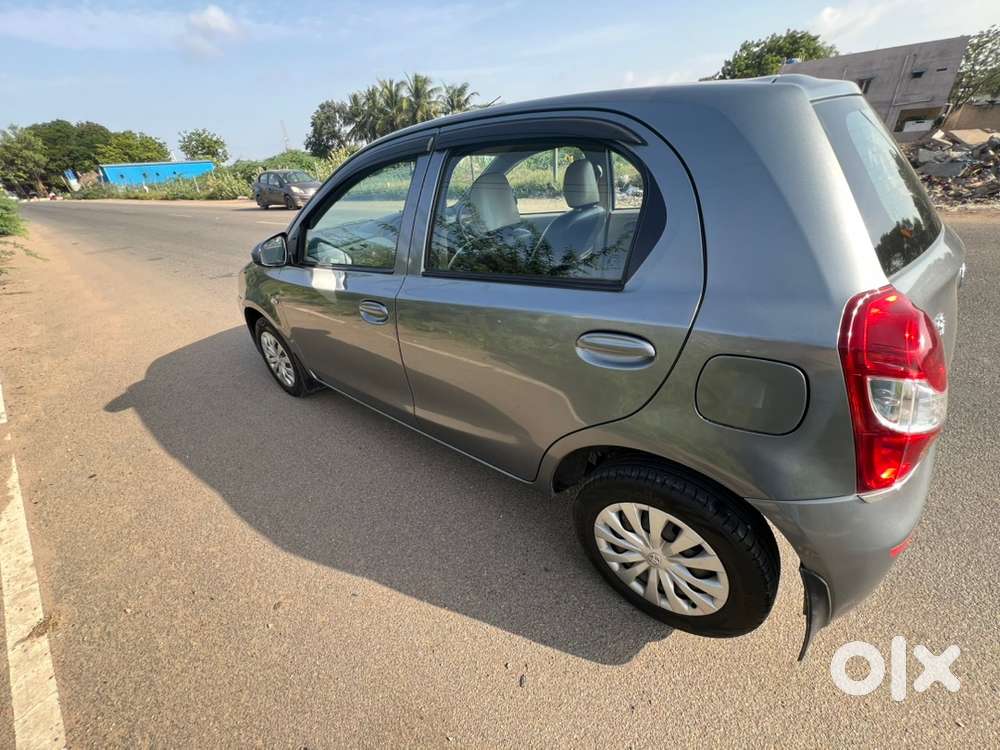 Toyota Etios Liva 2016