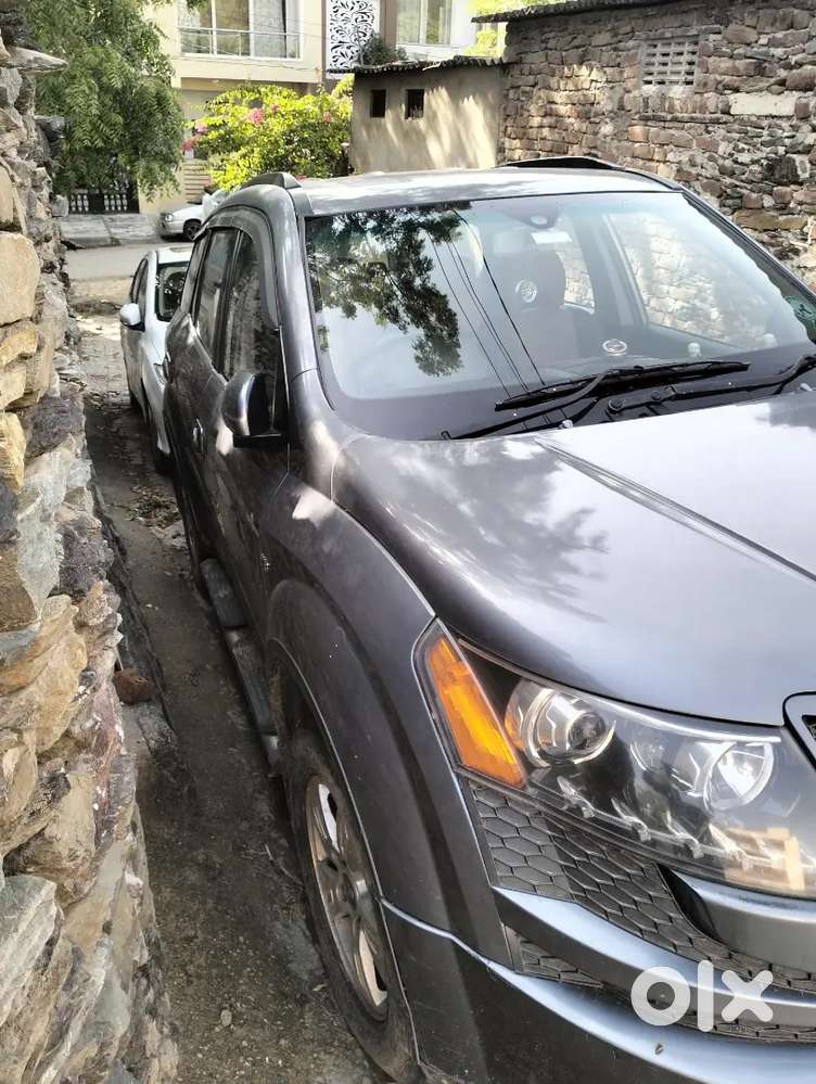 Mahindra Xuv500 2012