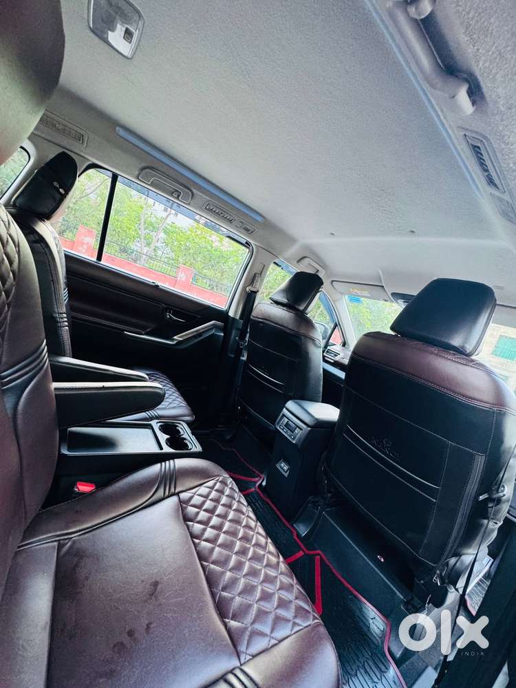 Toyota Innova Hycross 2.0 Vx (o) Hybrid 7 Str, 2023, Petrol