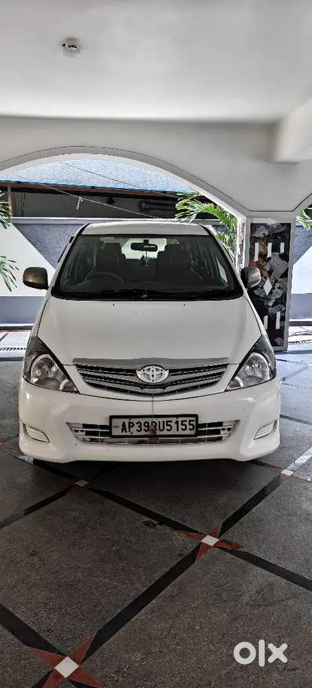 Toyota Innova 2009 Diesel 251000 Km Driven