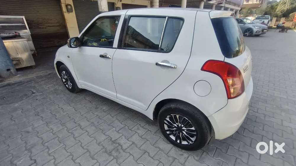 Maruti Suzuki Swift 2010 Petrol 110000 Km Driven