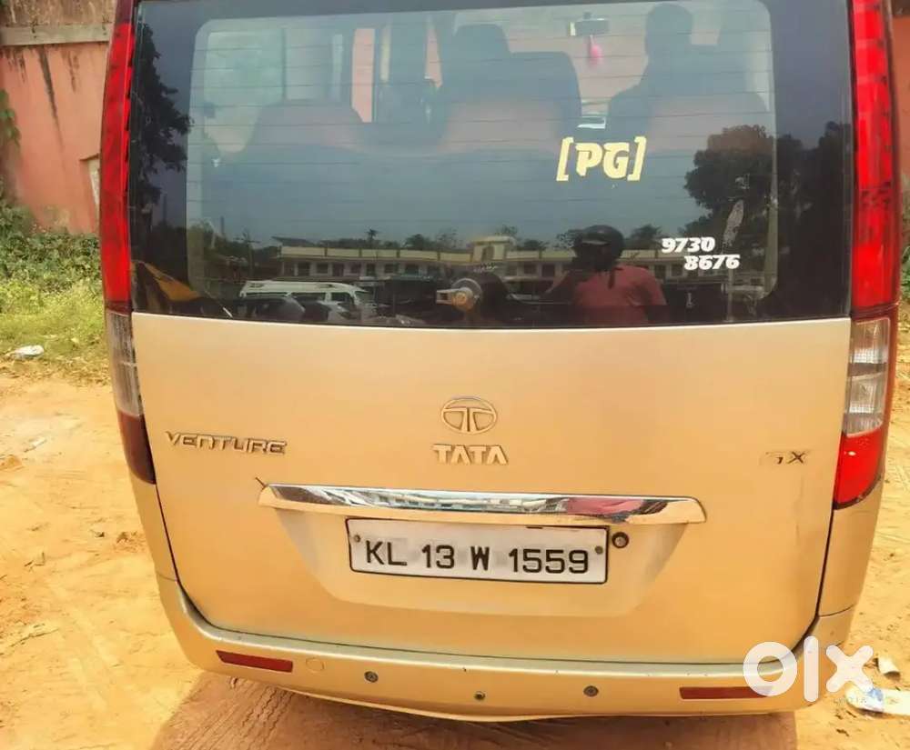Tata Venture Gx 8 2011