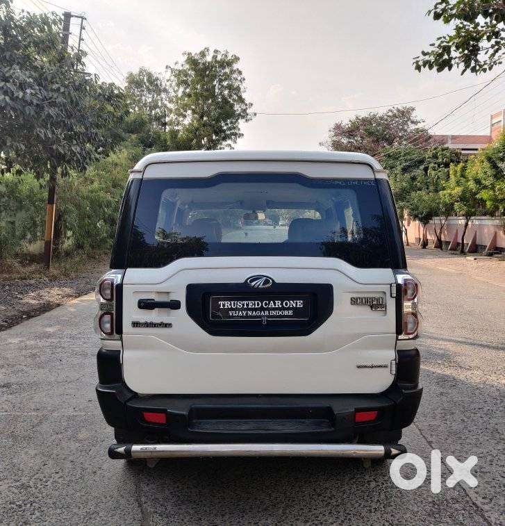 Mahindra Scorpio S4 Plus 9s, 2016, Diesel