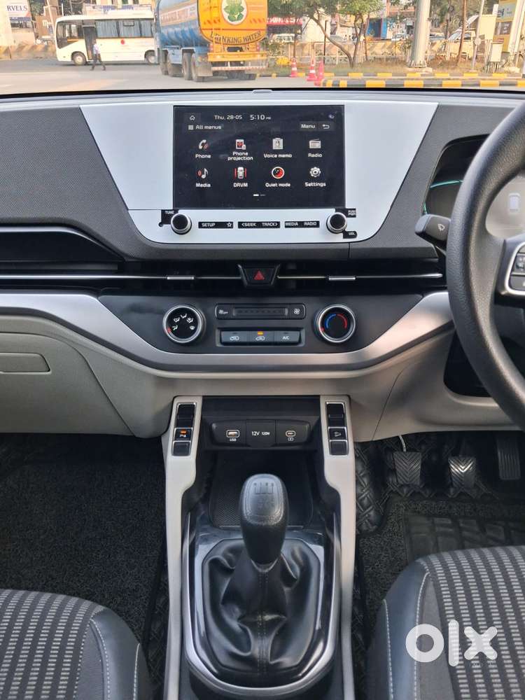 Kia Carens 1.5 Prestige 7 Str, 2024, Petrol