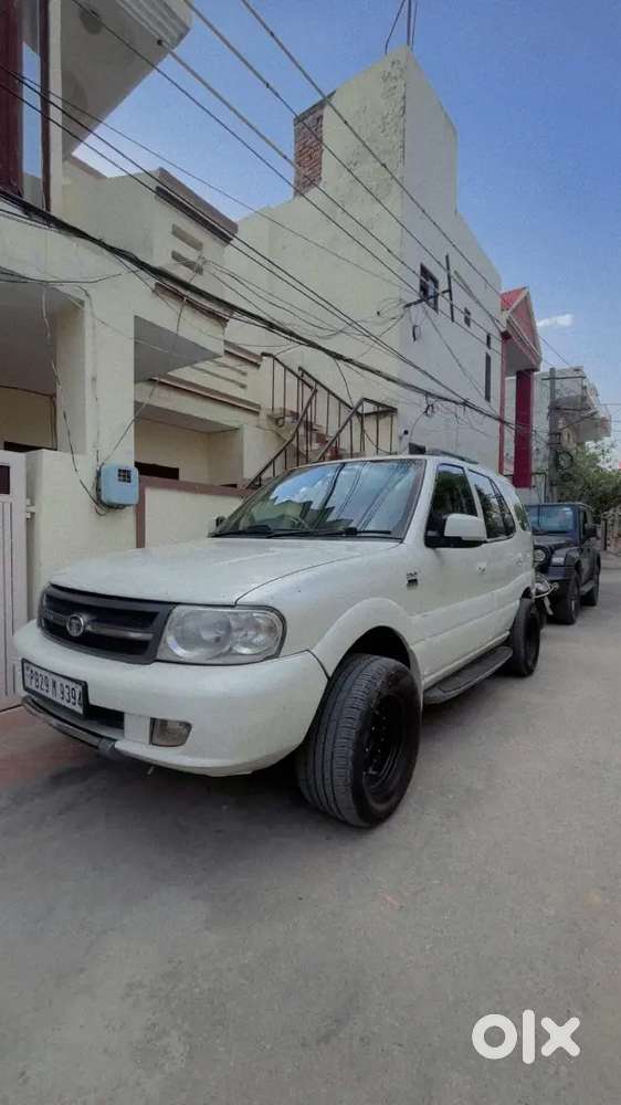 New Seat Cover New Tyre Rim All Original Car Pearl White