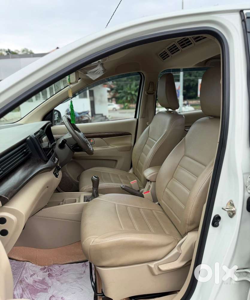 Suzuki Ertiga Zxi 2021