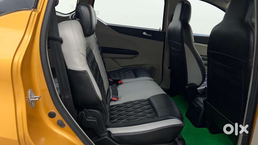 Renault Triber Rxz, 2020, Petrol