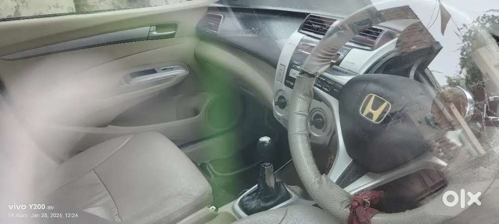 Honda City 2010 Cng & Hybrids 80680 Km Driven All Paper Complete