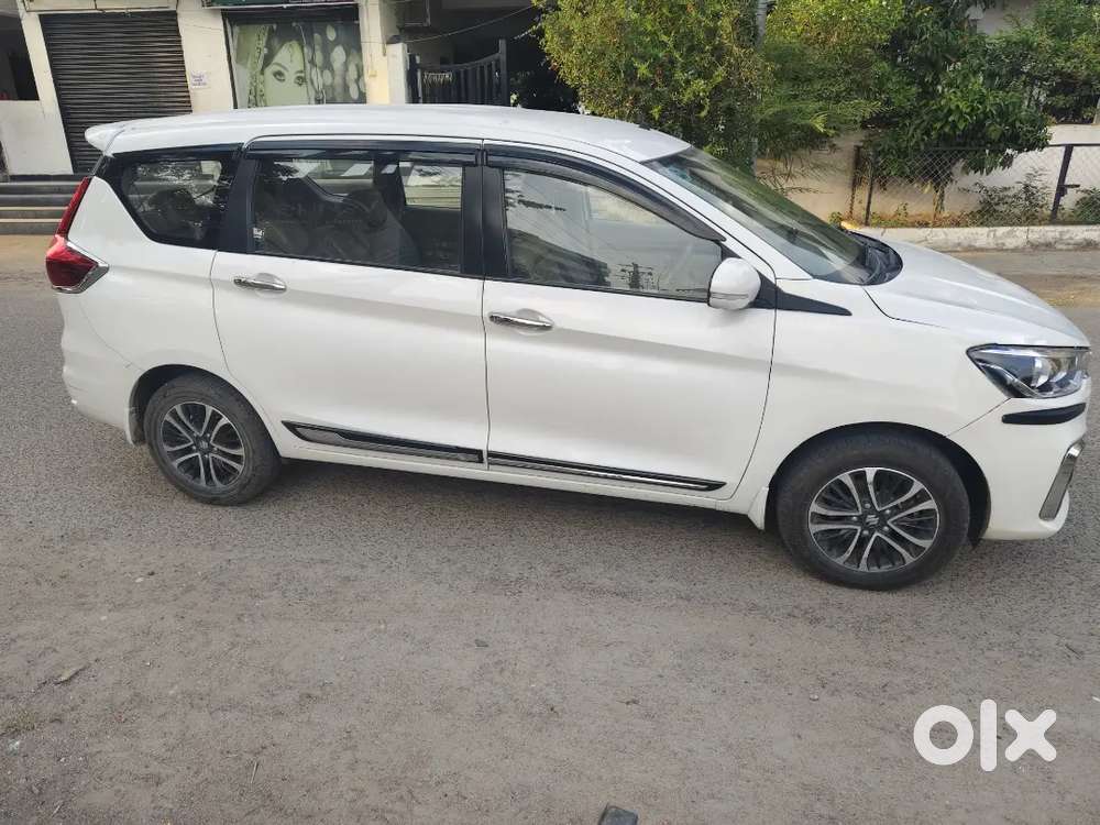 Maruti Suzuki Ertiga 2023 Petrol Well Maintained