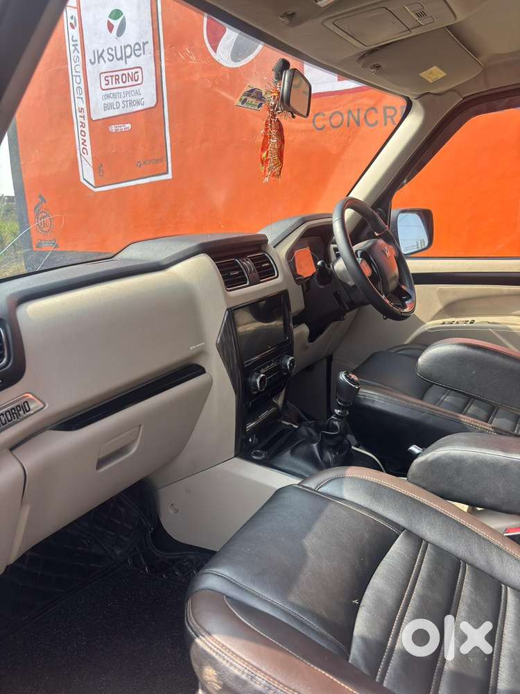 Mahindra Scorpio Classic 2023
