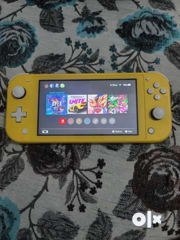 Nintendo Switch Lite hotsell in Yellow