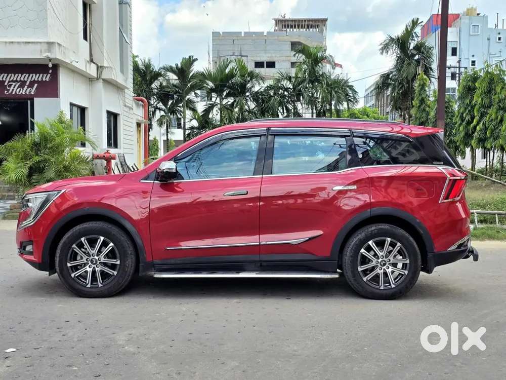 Mahindra Xuv700 Ax7 2023