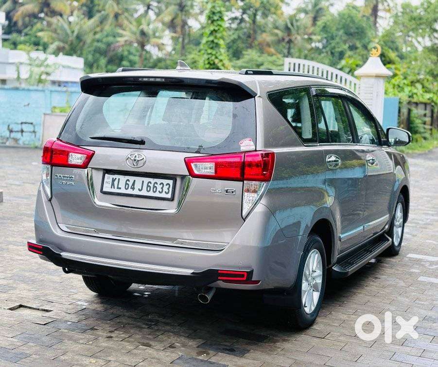 Toyota Innova Crysta 2.4 Gx Limited Edition At 7 Str, 2020, Diesel