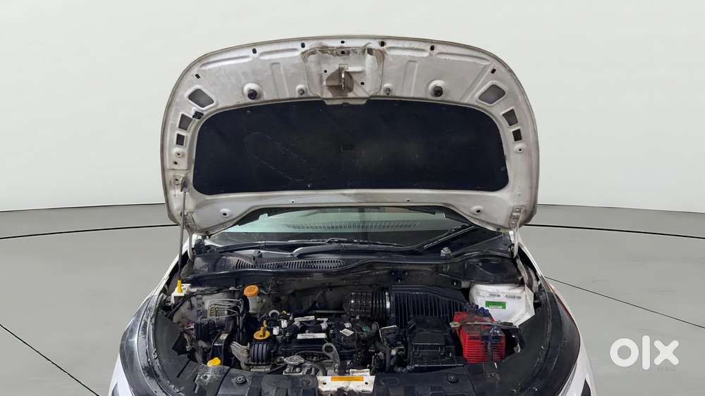 Tata Altroz 1.2 Xe, 2021, Petrol
