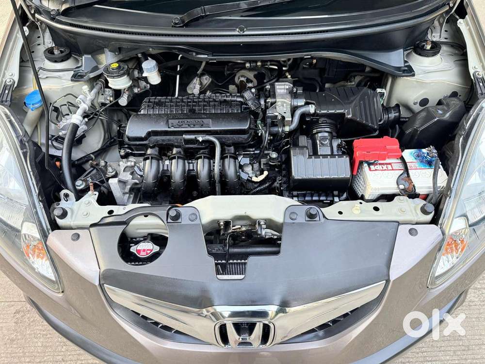 Honda Brio 2011-2013 V Mt, 2013, Petrol