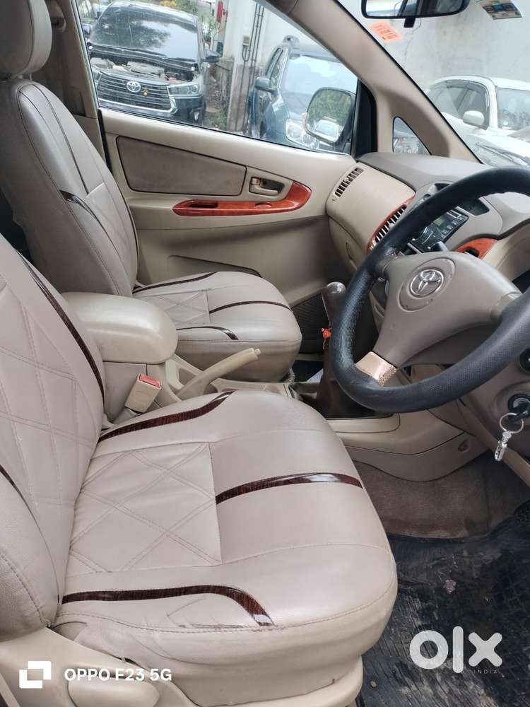Toyota Innova 2.5 G (diesel) 7 Seater Bs Iv, 2009, Diesel