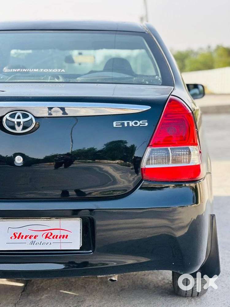 Toyota Etios 1.5 Std, 2011, Petrol