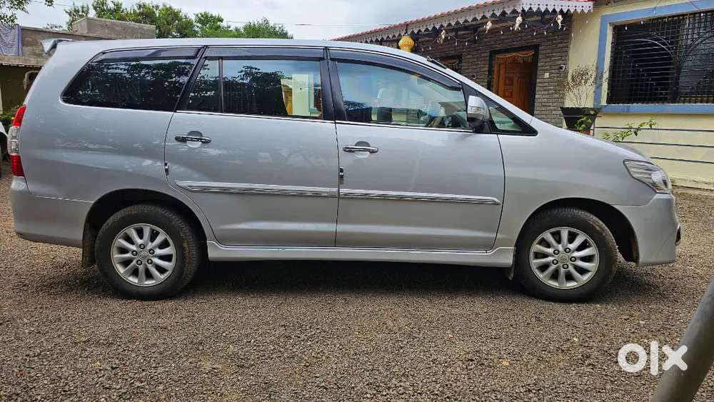 Toyota Innova 2013 Diesel Well Maintained