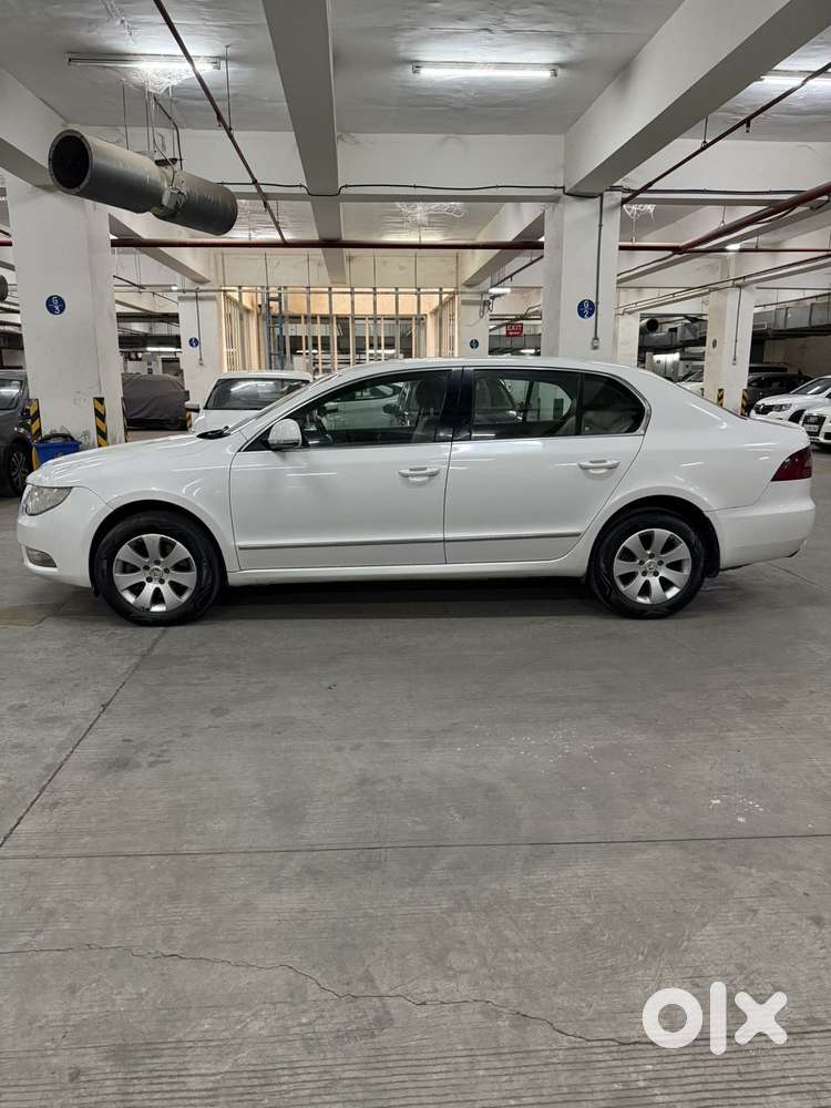 Skoda Superb Style 2.0 Tdi At, 2013, Diesel