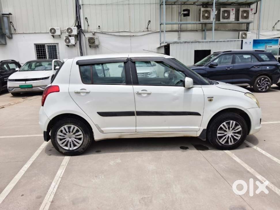 Maruti Suzuki Swift Vdi Bsiv W Abs, 2010, Diesel
