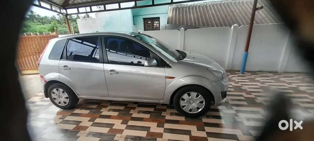 Ford Figo Diesel Titanium 2013