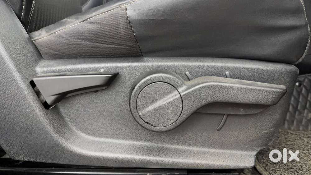 Mahindra Thar Lx Hard Top Petrol At Rwd, 2023, Petrol
