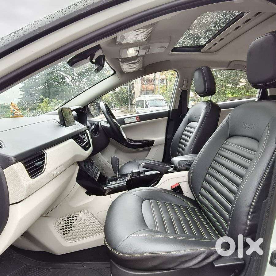 Tata Nexon 1.5 Revotorq Xza Plus Dual Tone Roof (o) Amt, 2021, Diese..