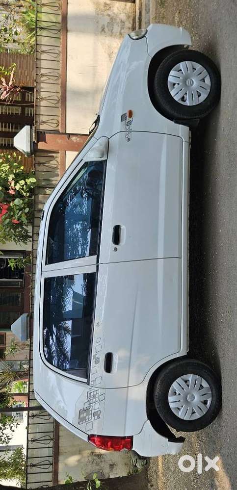 Maruti Suzuki Alto 0.8 Lxi (o), 2011, Petrol