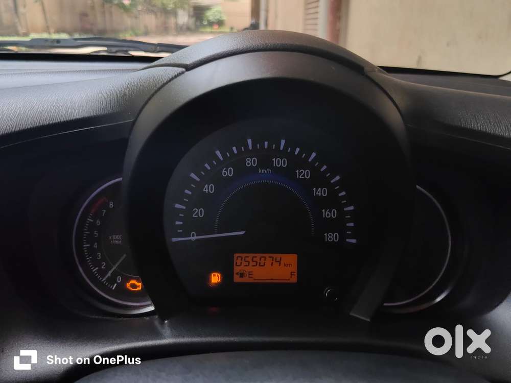 Honda Brio V Mt, 2014, Petrol