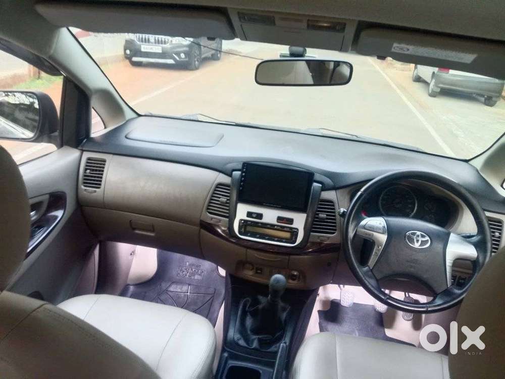 Toyota Innova 2.5 V 7 Str, 2016, Diesel