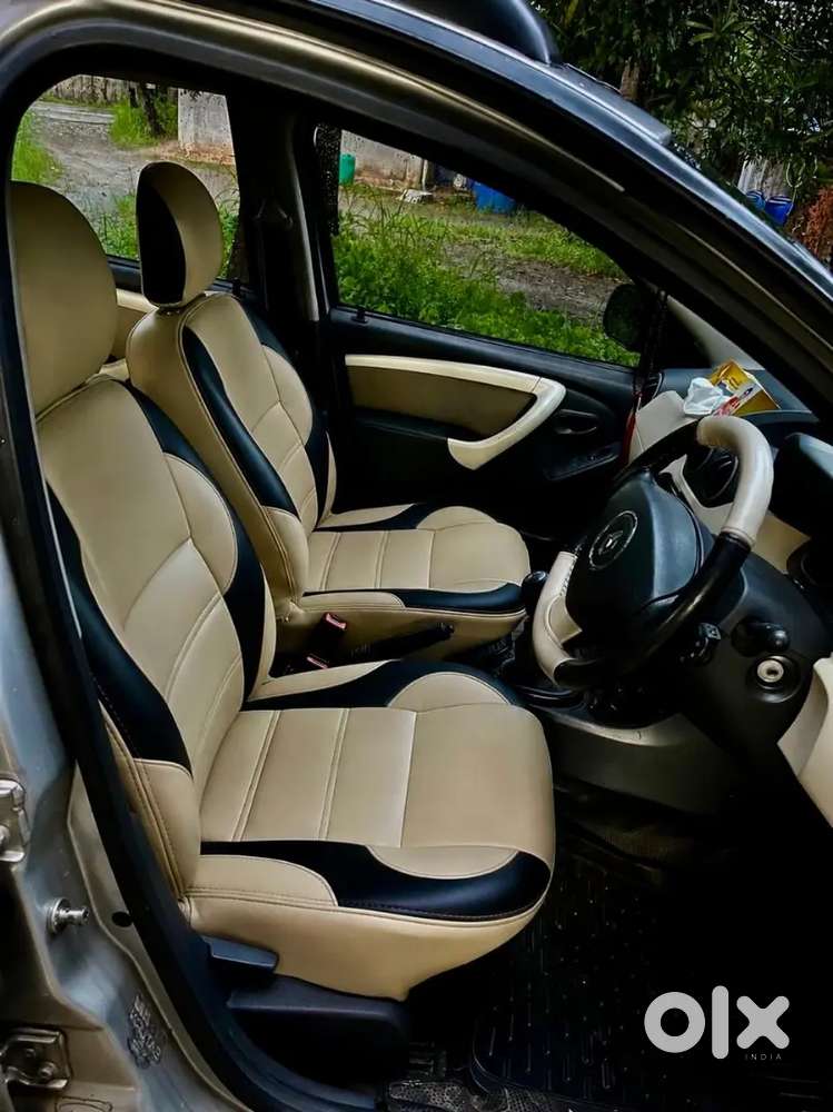Renault Duster 2015 Showroom Service