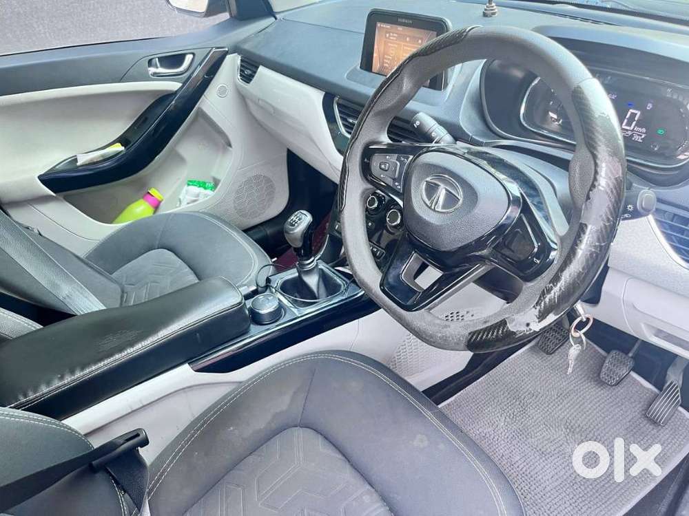 Tata Nexon 1.5 Revotorq Xz, 2022, Petrol