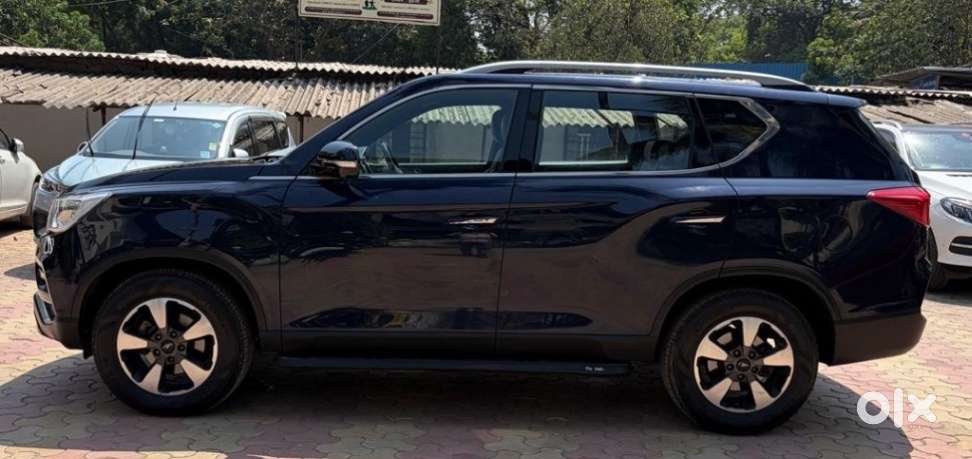 Mahindra Alturas G4 4wd At, 2019, Diesel