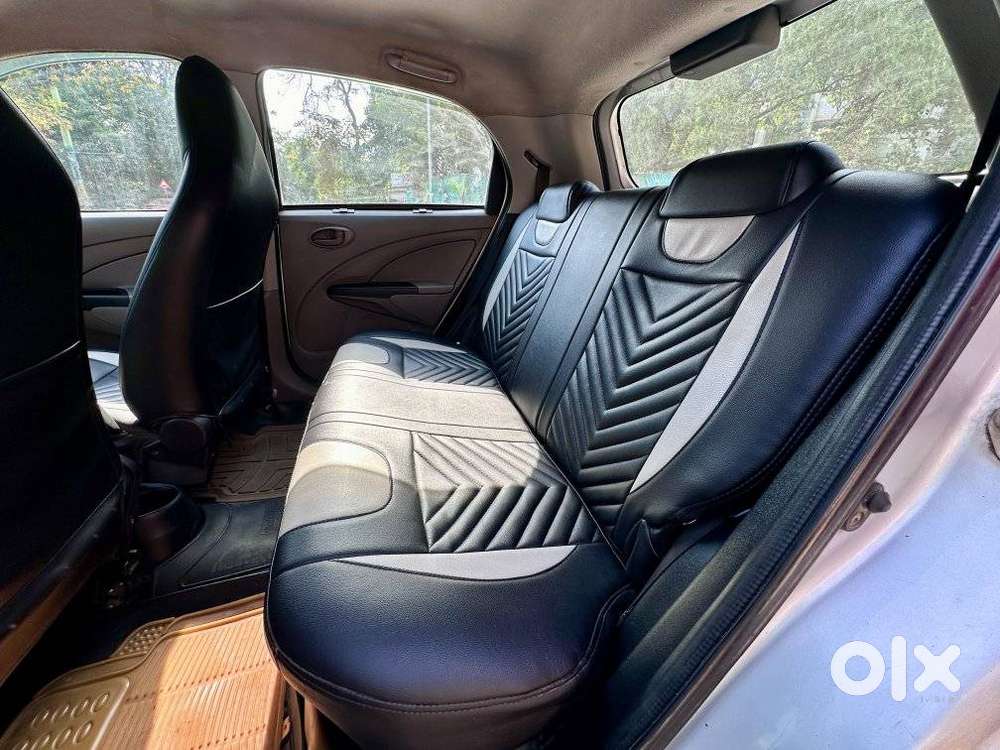 Toyota Etios Liva 2011-2012 G, 2011, Cng & Hybrids