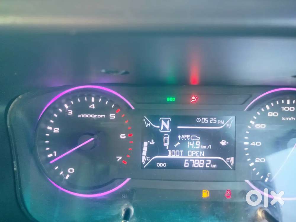 2018 Mahindra Marazzo M2 Diesel | 68k Km | 2nd Owner | Gachibowli