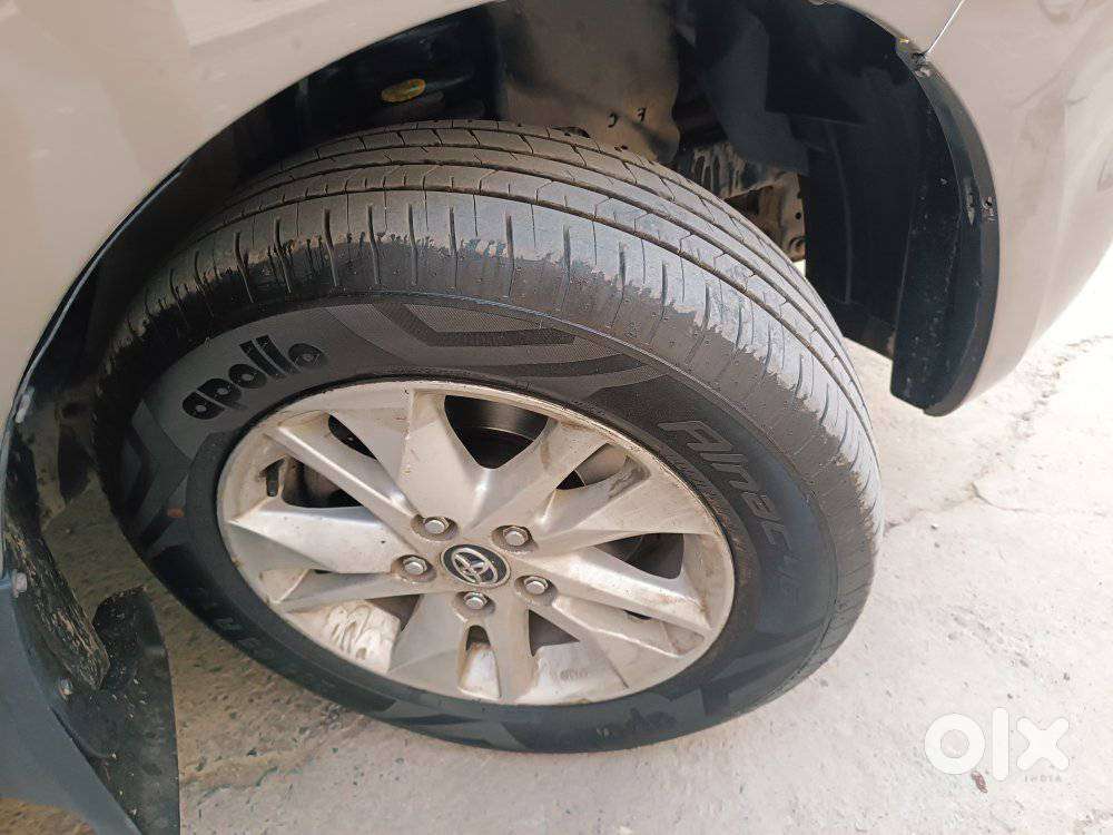Toyota Innova Crysta 2.8 Gx At 7 Str, 2017, Diesel