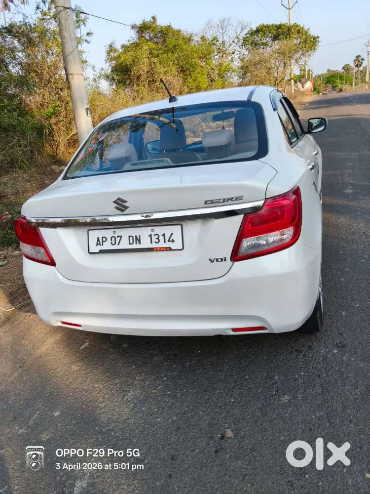 Maruti Suzuki Dzire 2017 Diesel 87999 Km Driven