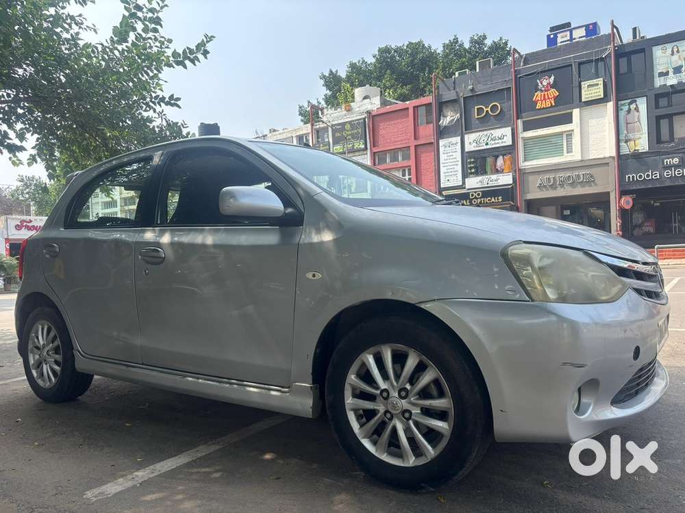Toyota Etios Liva 2011 Top Model For Sale