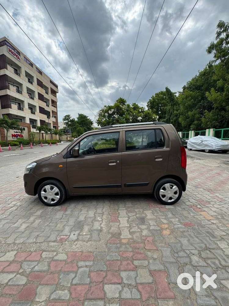 Maruti Suzuki Wagon R 1.2 Vxi, 2013, Petrol